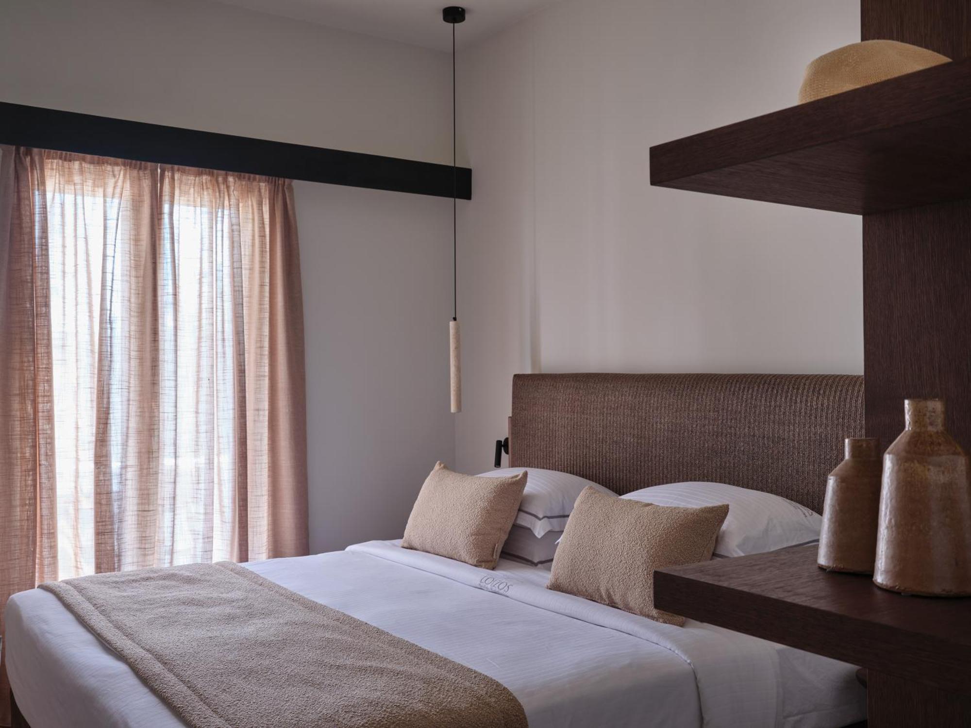 Loizos Stylish Residences Fira  Dış mekan fotoğraf
